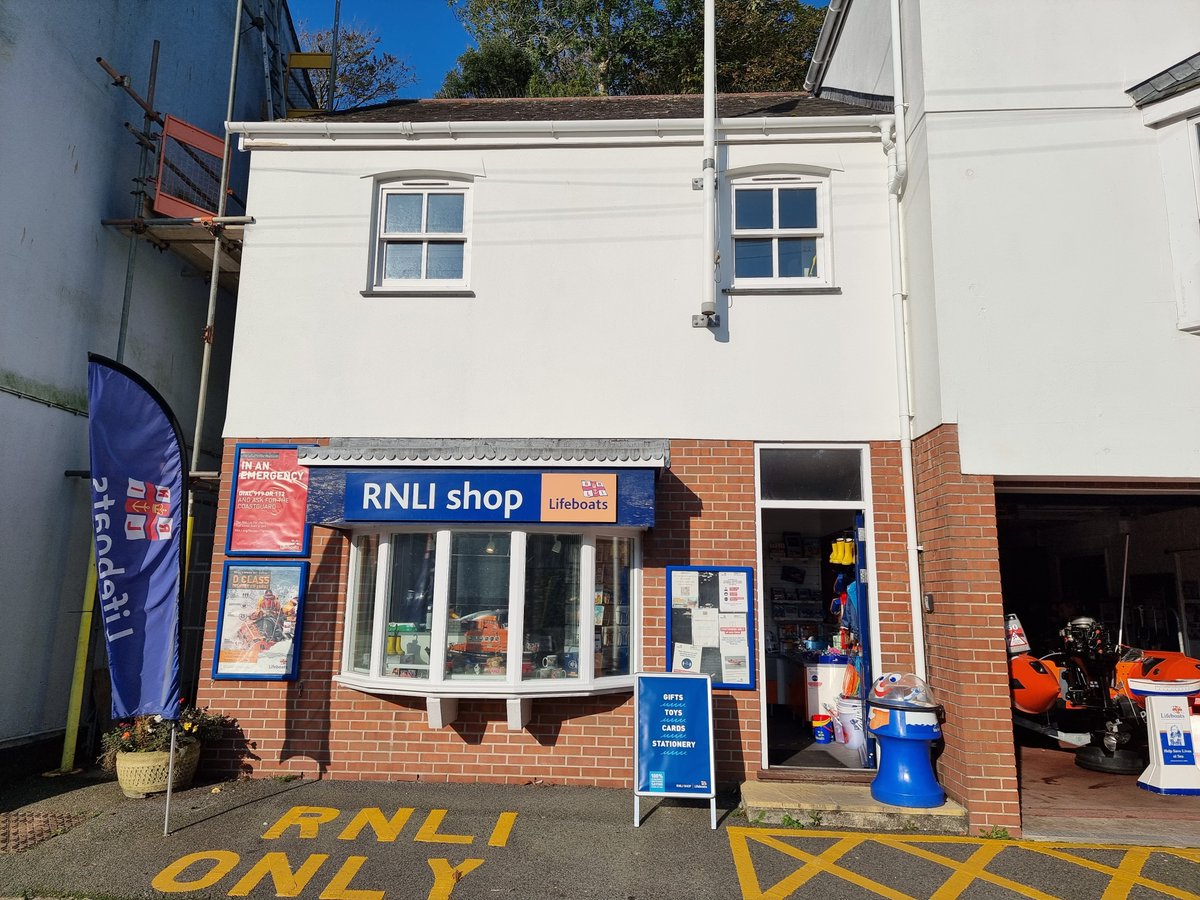 If you're walking around Fowey pop in and visit our shop. It's full of interesting RNLI lifeboat gifts, cards, toys and more. Open from 10.30am - 4pm Monday to Sunday. Shop and help our volunteer lifeboat crew #savelivesatsea
#Fowey #RNLI #charity