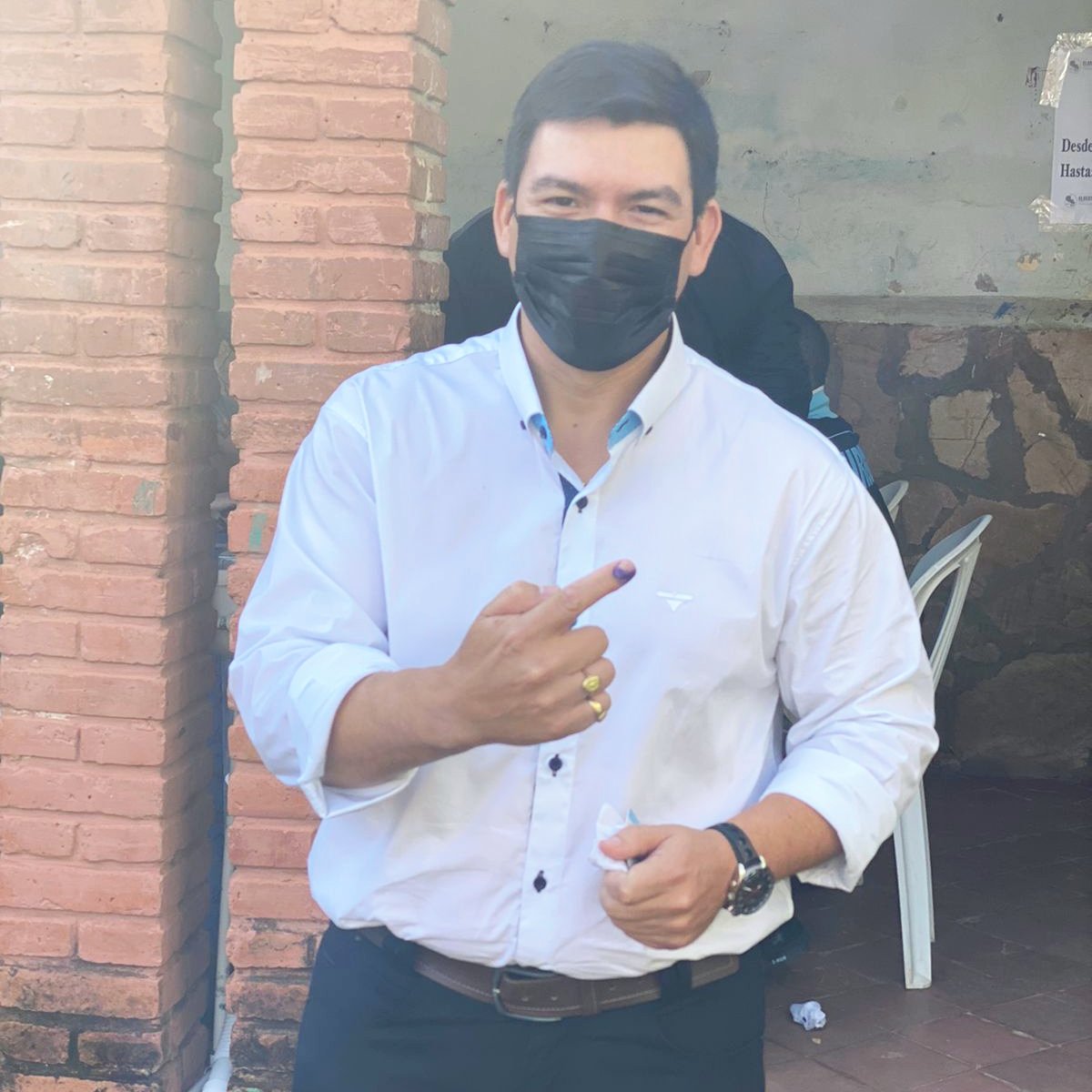 JesusLaraPy's tweet photo. 💪🏼🗳️ Con mucha fe en Dios y fortalecido por la familia y el apoyo de miles y amigos, acudí a depositar mi voto, cumpliendo mi deber cívico y ciudadano.

#eleccionesmunicipales2021 
#JesusLaraConcejal
#BastaDeVotarAprendamosAElegir https://t.co/O2lnMduBg8
