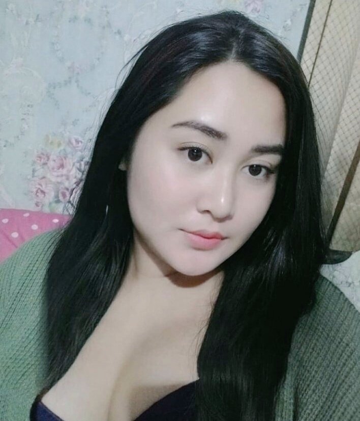 PyaeTinzar's tweet photo. Tonight sex chat me 
( Hi) my twitter box... https://t.co/MRIyU4AqlR