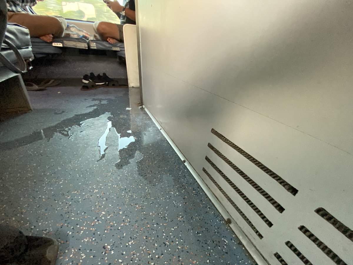 Anshu2105's tweet photo. @meremember @drm_umb More n more water is flowing into the cabin https://t.co/9Rbdvmjb2J