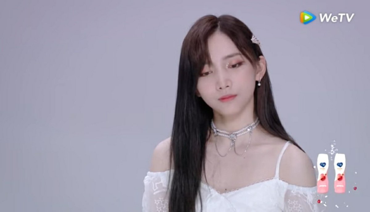 juneniemy's tweet photo. 𓈒 สเตจใน chuang ของพี่รุ่ยฉีนี่ชอบสเตจนี้มาก พี่รุ่ยฉีได้โชว์ทั้งแร็ปทั้งร้องเลย และที่สำคัญเป็นเพลงที่แต่งขึ้นกันเองด้วย แล้วคอสตูมคือสวยมากพี่รุ่ยคือสวยแบบสวย แถมตอนร้องจบมีเสียงแฟนๆตะโกนเรียกชื่อพี่รุ่ยเต็มเลย สเตจนี้คือเดอะเบสอยากให้ทุกคนไปชม 👏🏻✨ 𓈒 #SuRuiqi #GirlsPlanet999 https://t.co/AVsTQWVpe1