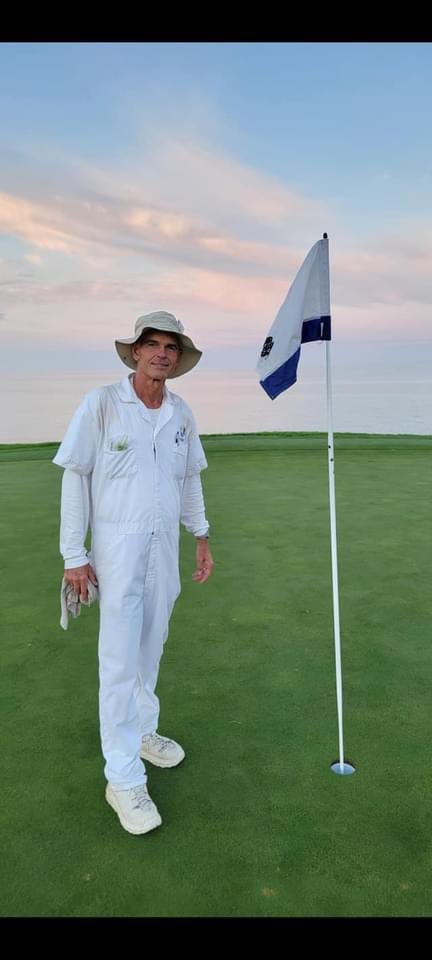 caddietales's tweet photo. This is Phil

He double loops 6-7 days a week at the Straits. That’s 16-18 hilly miles a day with 4 heavy bags.

We honestly don’t know how his body holds up. It’s astonishing!

Today is his final day before moving to Iowa. He’s a true legend who will be missed! https://t.co/jbS5sAAmVJ