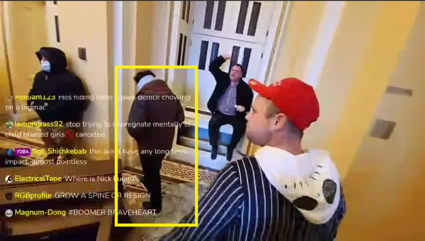 rocketman2001's tweet photo. Is this the only photo we have of #SeditionInsider1529 #RumpledBeet inside the Capitol? I'll trade a Carl's Jr burger for a better photo of him. #SeditionHunters #SeditionInsiders #Jan6 #CapitolRiot https://t.co/AEVgtVPiHN