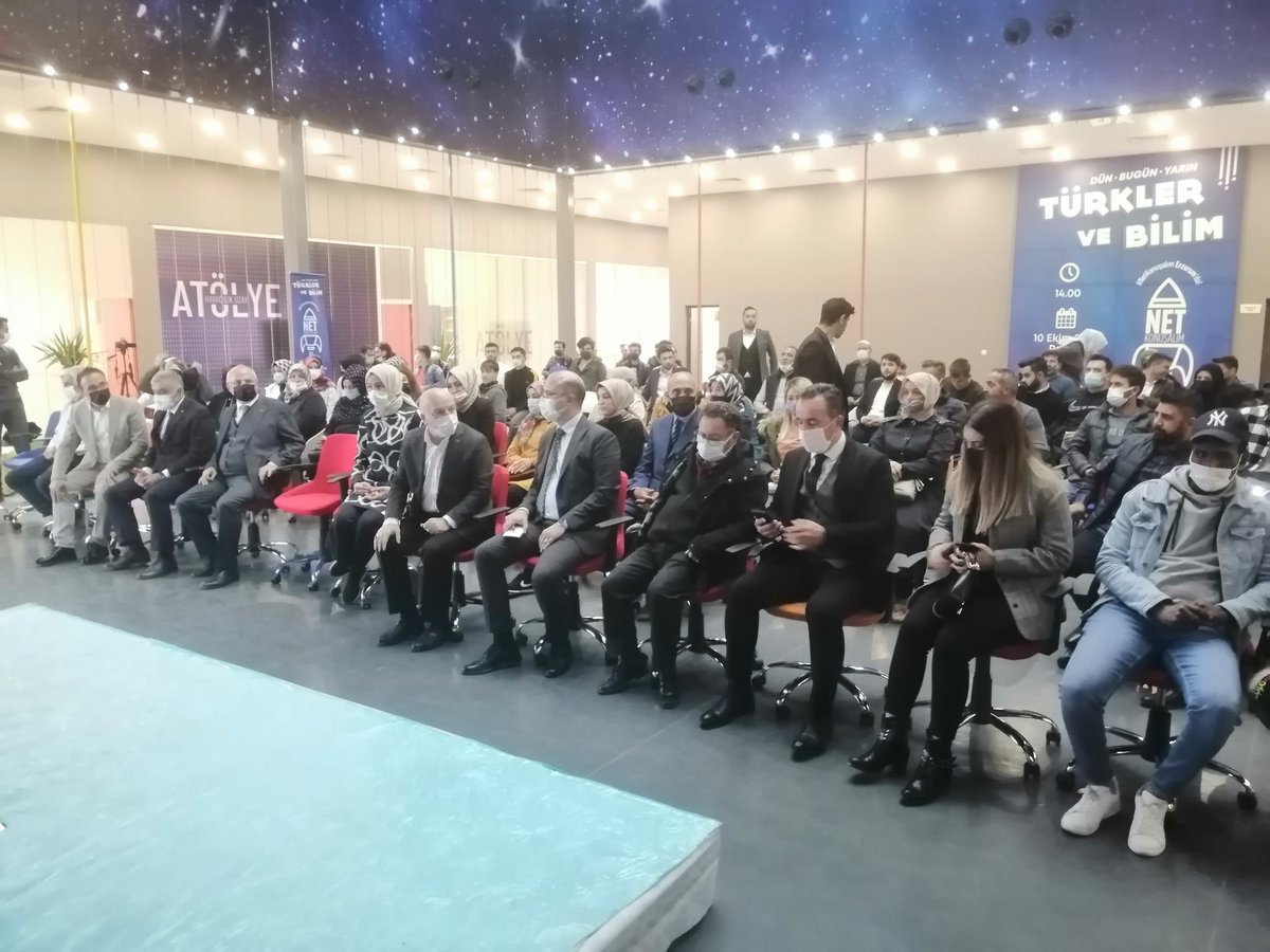 `Net Konuşalım` Programımız Fizik Profesörü Saleh Sultanov hocamız ile genç kardeşlerimiz fikir ve hayallerini dile getirdi. 

#bizbirliktegüçlüyüz