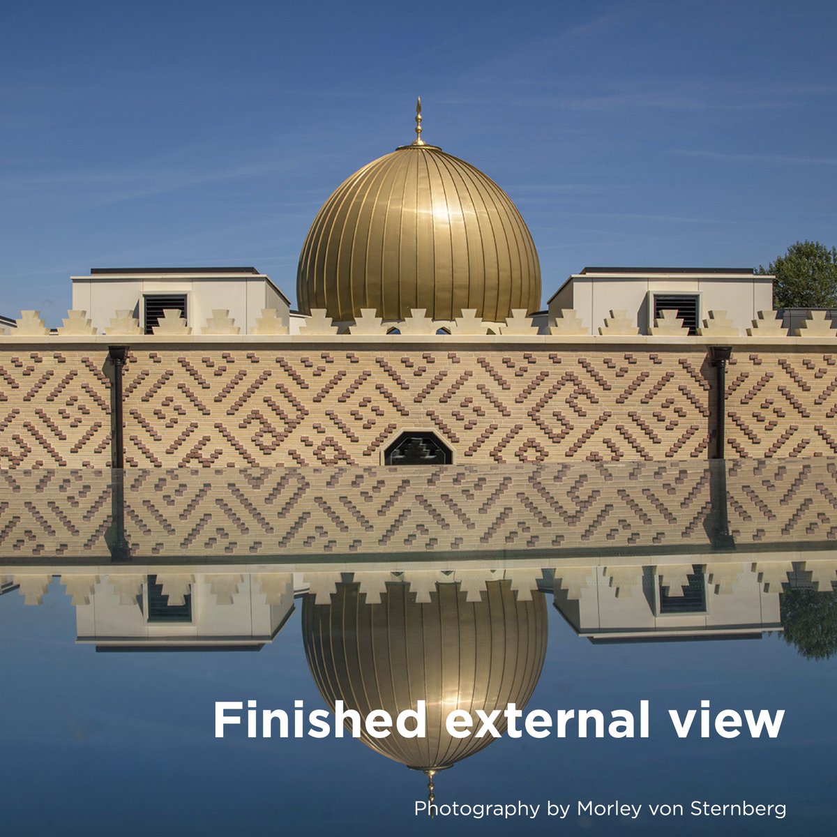 MarksBarfield's tweet photo. The story of Cambridge Central Mosque – Dome
The dome combines both traditional drawing and crafts with sophisticated digital modelling and fabrication.
#4days #StirlingPrize 14 Oct 2021
#SustainableArchitecture #BritishMosque #ArchitectureAward #Dome https://t.co/C46cAmsz6a