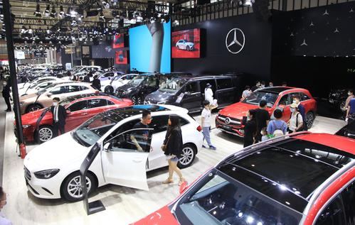 photo_cns's tweet image. During China's National Day holiday in 2021, the consumer market is full of vitality in Nanjing City, Jiangsu Province. (Photo by Yao Jun/CNSPHOTO)
#Consumer #market   #Nanjing #City  #China  #NationalDay