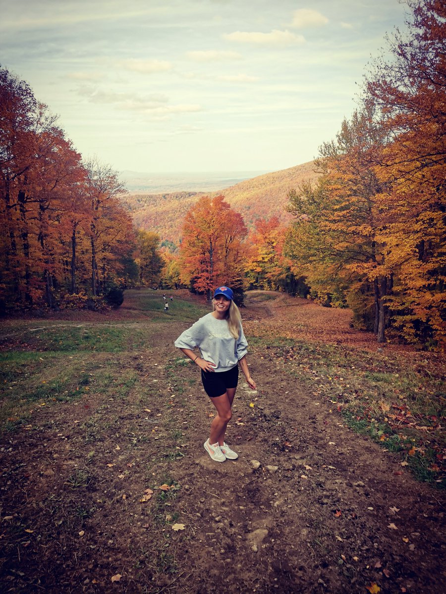 bon_laetitia's tweet photo. La plus belle saison de l'année 🙏 #Quebec https://t.co/wTyYEPNZfg