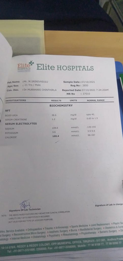 Puttaparthi_MBF's tweet photo. Unfortunately One Of Our Friend Brother Met With Accident 4 Days Back. Now Patient Is In Koma ( Brain &amp; Lungs) Damaged. Volunteers Please Help Them Financially Via Phone Pe/Gpay : 6304962684

They Need 20L For Operation

@SonuSood @SoodFoundation @HariKrishnaCMO @urstrulyMahesh https://t.co/ENKemNa4hl