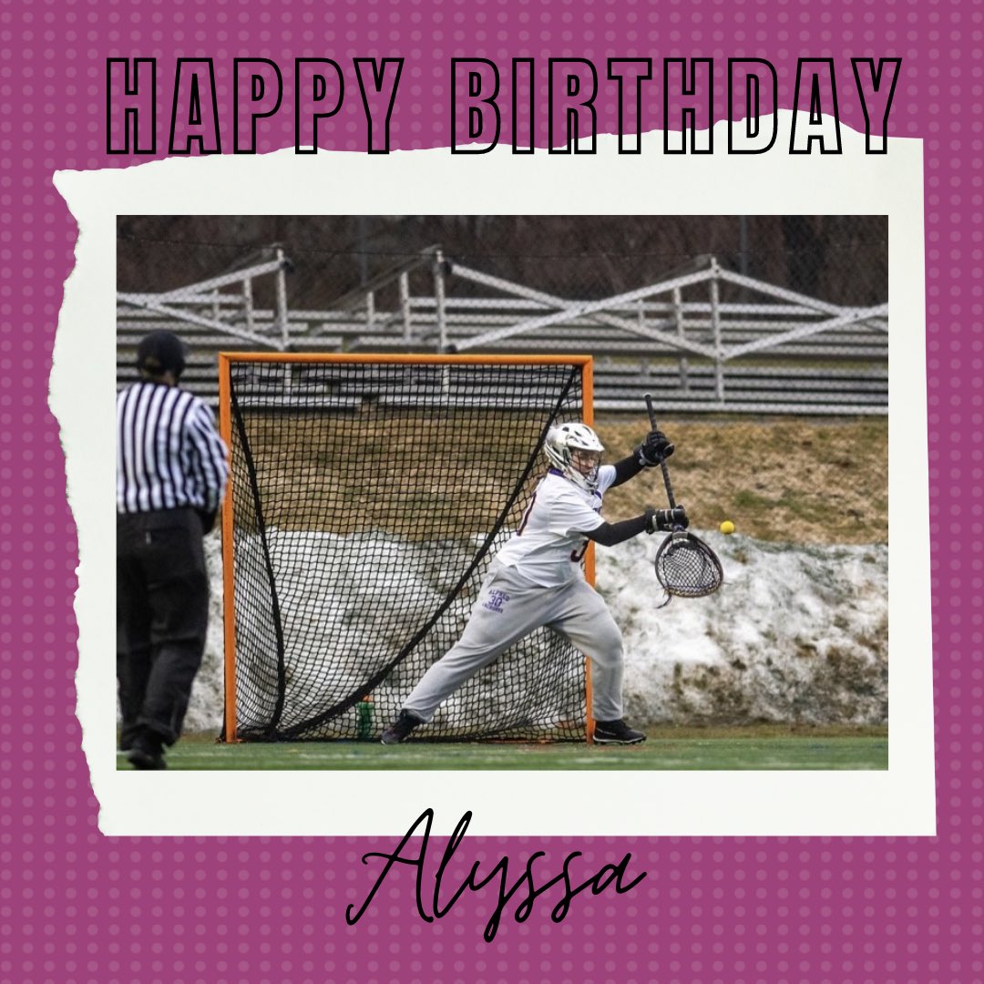 Happy Birthday to our sophomore GK, Alyssa!! 🥳🎉
