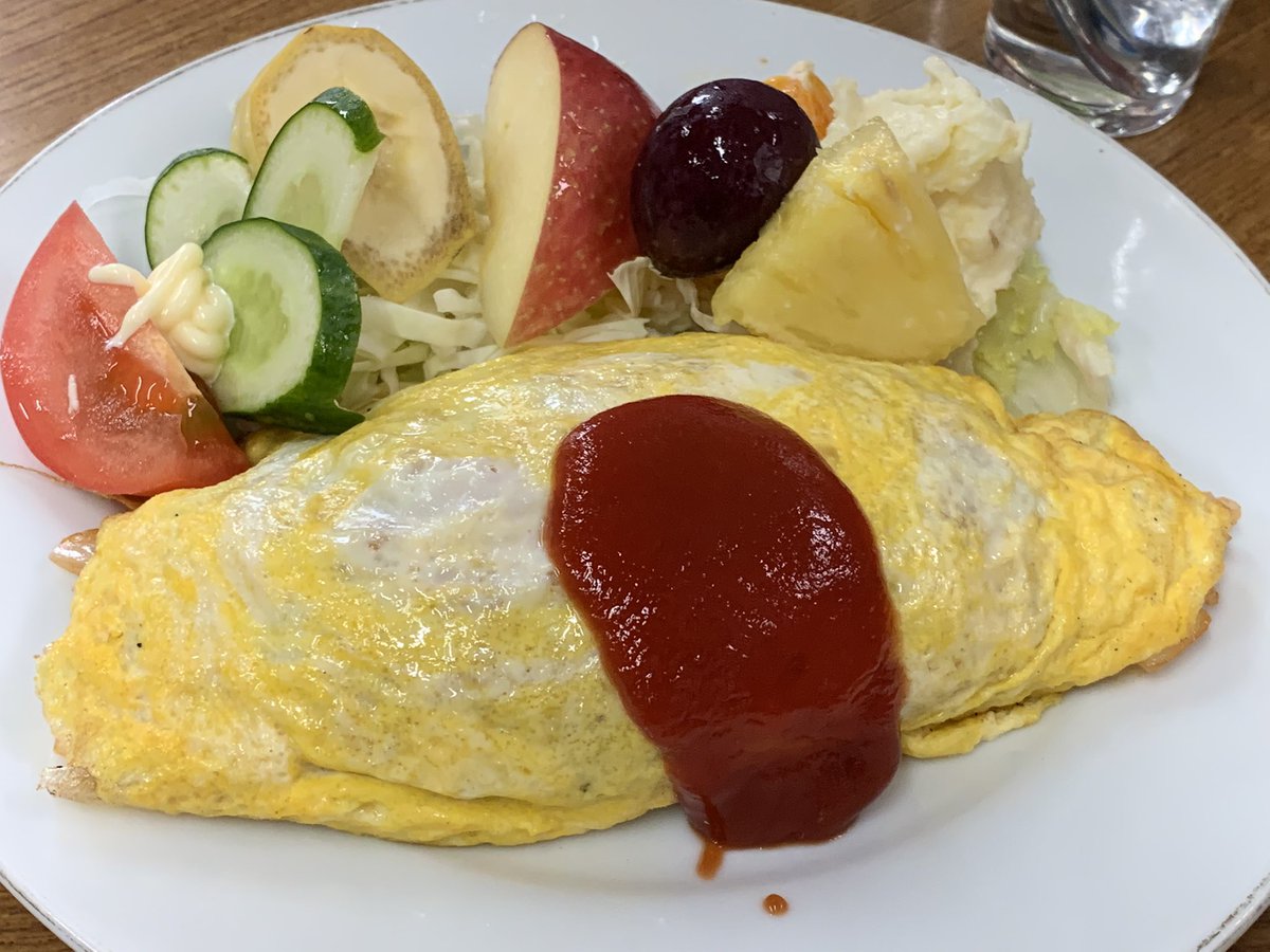 bass69s's tweet photo. 今日はTV絶メシロード第７話で紹介された「パリー食堂」でランチ。レトロな雰囲気の中で昔ながらのオムライス。久々の秩父を楽しんだ約90Kmのライドだった。#秩父ライド #秩父ランチ #パリー食堂 #レトロな雰囲気 #モダン建物 #オムライス #秩父 #秩父市 https://t.co/mij4gfSXWv