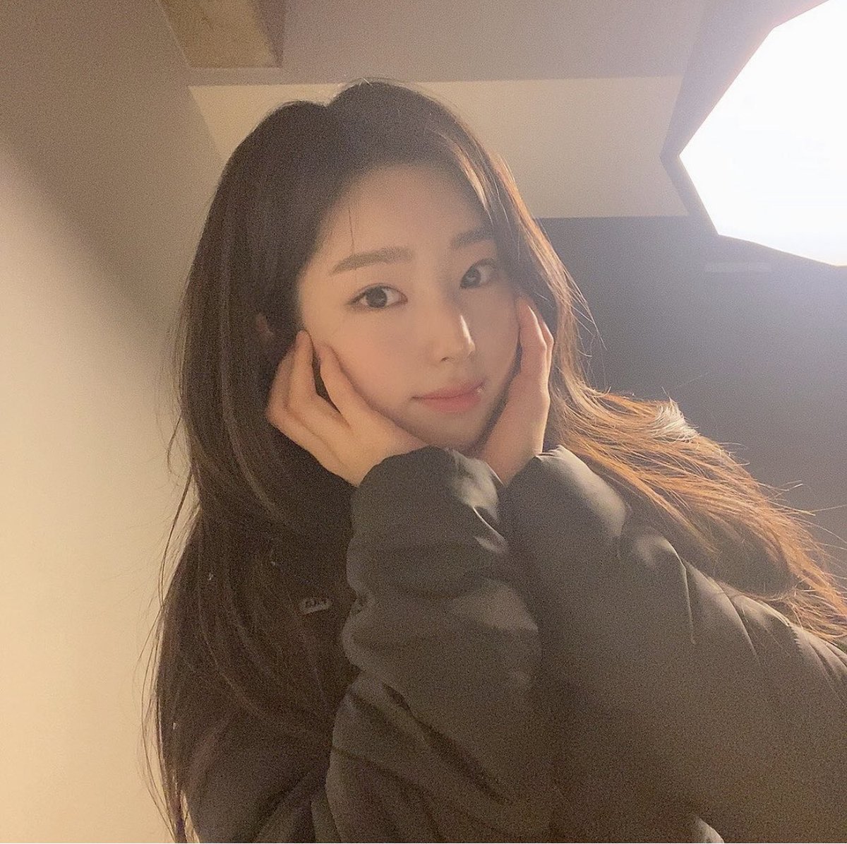 petitejowoon's tweet photo. *screaming in silent* https://t.co/KakRxgPHaL