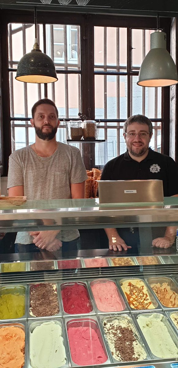 SSchemb's tweet image. Fin des visites à Lyon
facebook.com/10590154498831…
#glacier #glacerie #lyon #rhone #patisserie #cookie #tarte #brownie #gourmands #glaces #sorbets #toppings #icecream #icecreamlover