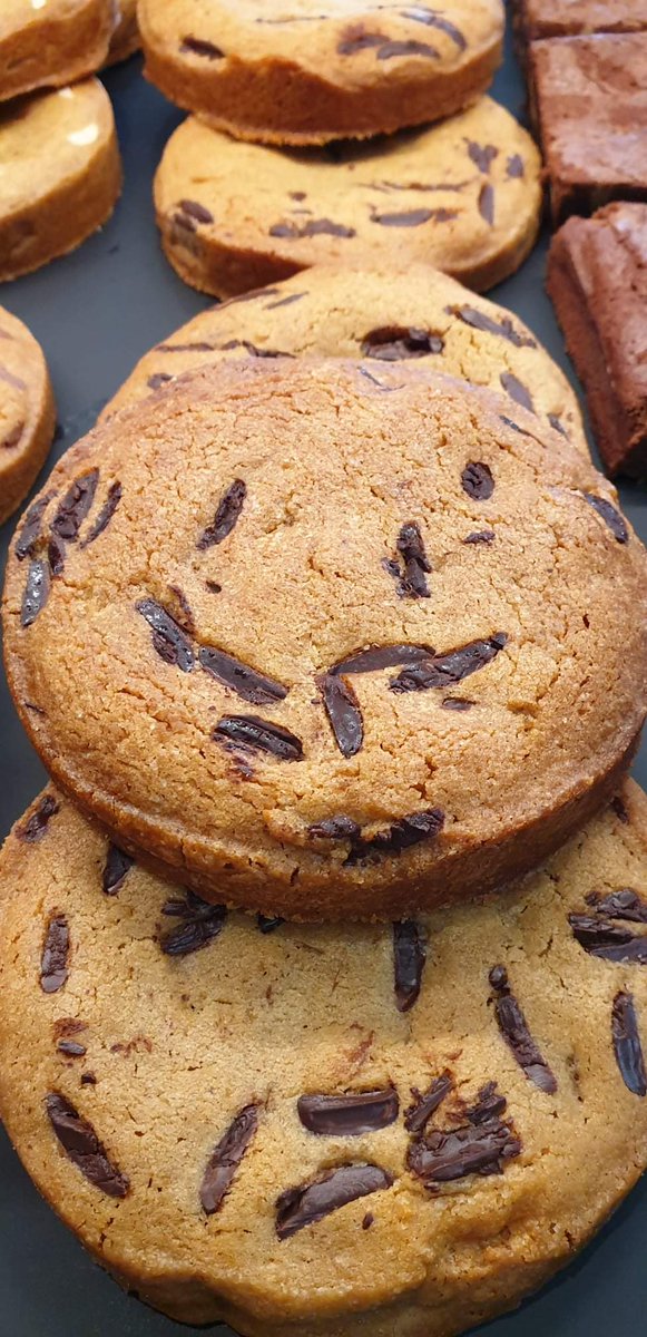 SSchemb's tweet image. Fin des visites à Lyon
facebook.com/10590154498831…
#glacier #glacerie #lyon #rhone #patisserie #cookie #tarte #brownie #gourmands #glaces #sorbets #toppings #icecream #icecreamlover