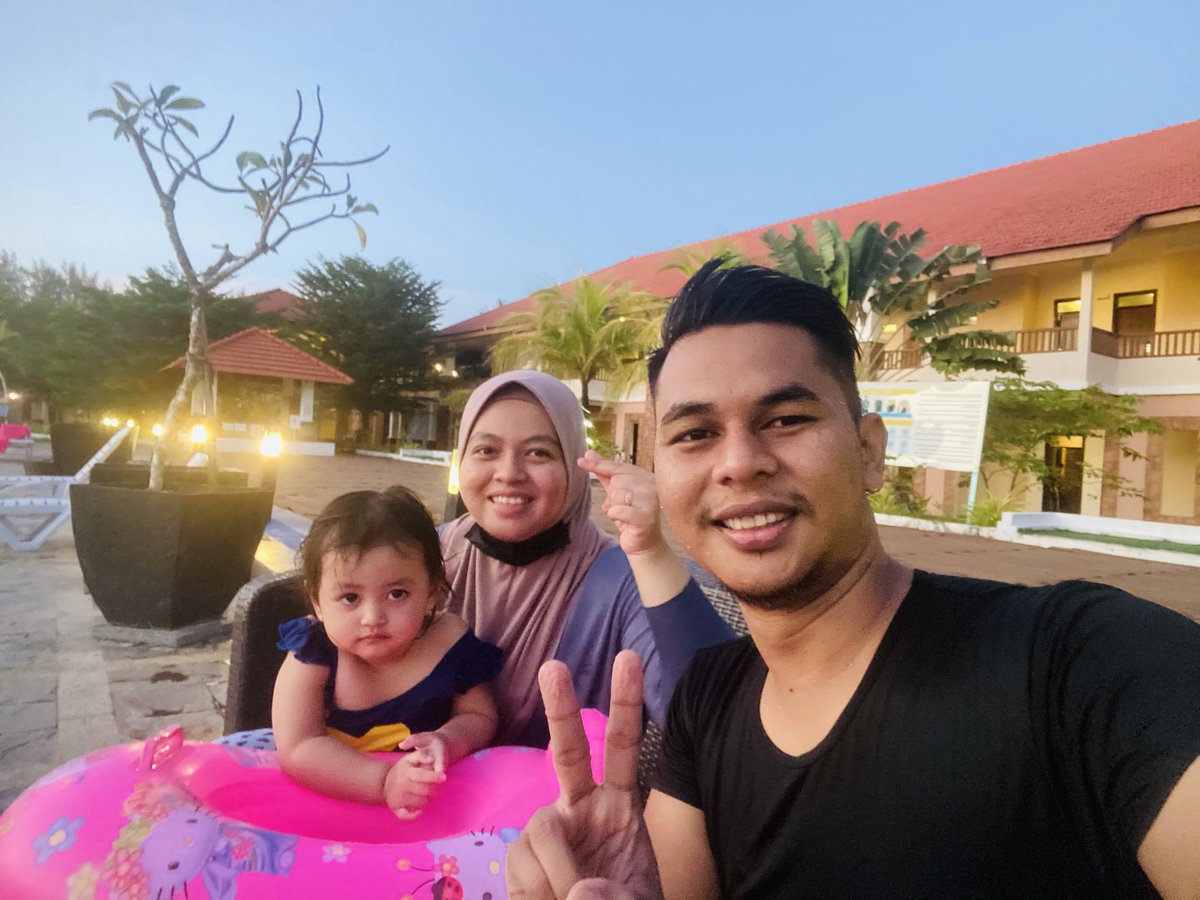 azfarasri94's tweet photo. Suka blh g jale gini https://t.co/kHSKCggJq3