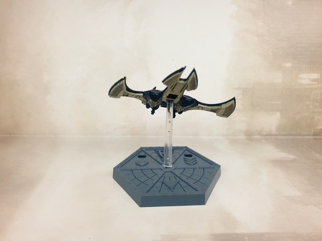 RotateThatFish's tweet photo. Quick break from daemons, melting my brain painting tiny gemstones on tiny planes. #Warmongers #WarhammerCommunity #AeronauticaImperialis #tinyplanes https://t.co/9fpJAIAuVS