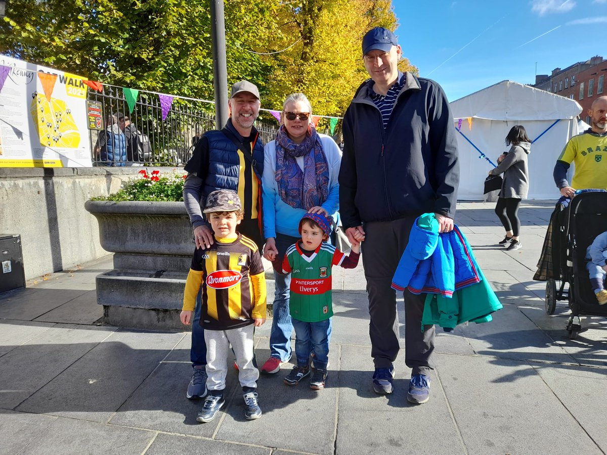 kilkennyday (@kilkennyday) on Twitter photo More Black and Amber outfits out there! You all look great! #Kilkennyday #Kilkenny <a href="/KilkennyNotices/">Kilkenny County Council</a> More Black and Amber outfits out there! You all look great! #Kilkennyday #Kilkenny <a href="/KilkennyNotices/">Kilkenny County Council</a>