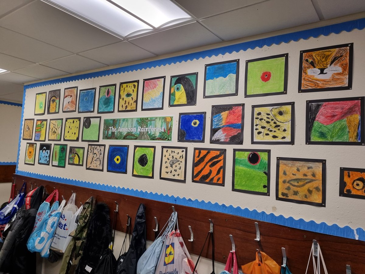 harknessprimary's tweet photo. As part of our Amazon Rainforest topic, Primary 7 have been looking at the art work of Karen O'Keefe. We focused on zooming into specific parts of an animal, upscaling, and drawing it using pastels and crayons. Love how many compliments our wall display has received!
#primary7 https://t.co/Onh5Pg6xAw