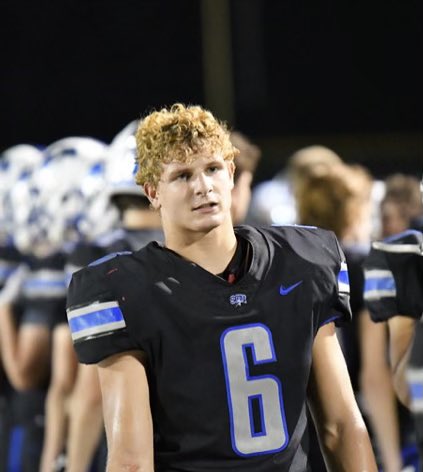 LemmingReport's tweet image. The fastest rising 2023 Prospect in IL is RB/SB/DB/OLB Drew Surges 6’2” 185 St Charles North HS. Exceptional balance, burst,Instincts. Vision and smarts. 4.3 GPA. Standout wrestler. Power 5 ability.@drew_surges Dominates on both sides of the ball. 4* talent. Runs a 4.4 40.