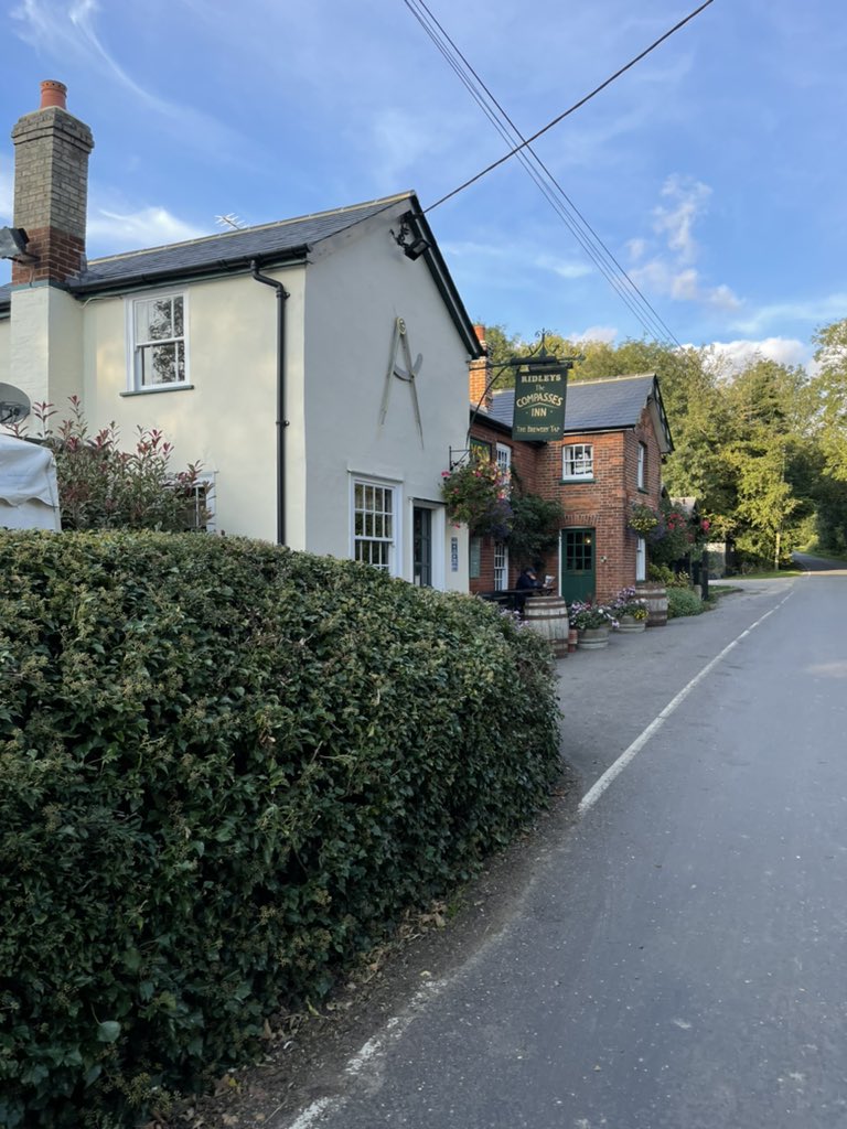 Murray Edward tweet media