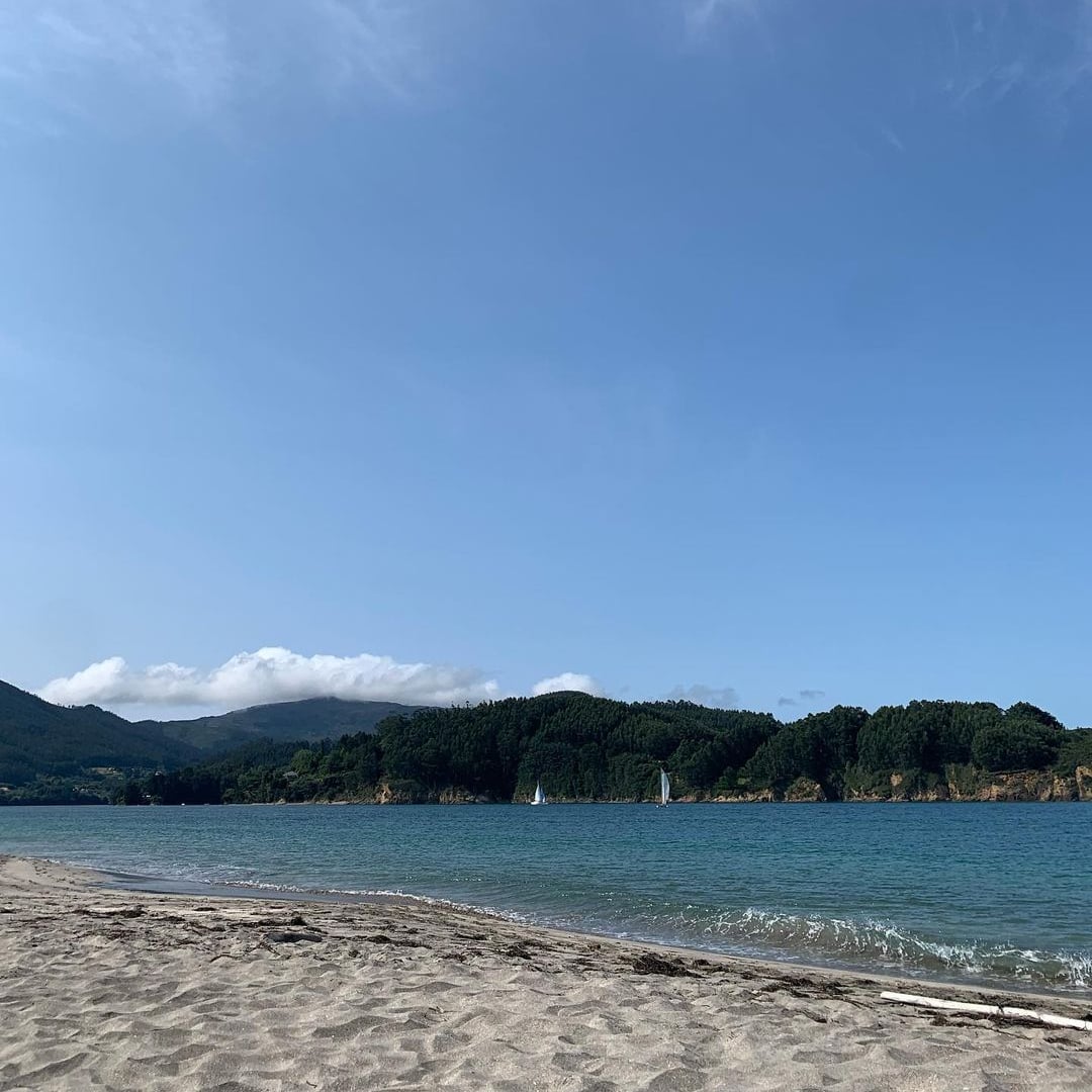OrtigueiraTuris's tweet photo. Con este #outono tan solleiro, por que non seguir disfrutando da #praia?
Praia de #Morouzos, #Ortigueira
#Galicia #galiciacalidade #coast #beach #summertime #holiday #vacaciones #familytime #daytrip #roadtrip #travel #travelphotography #nature #discovering #explore #Autumn https://t.co/HfneZZIBZb