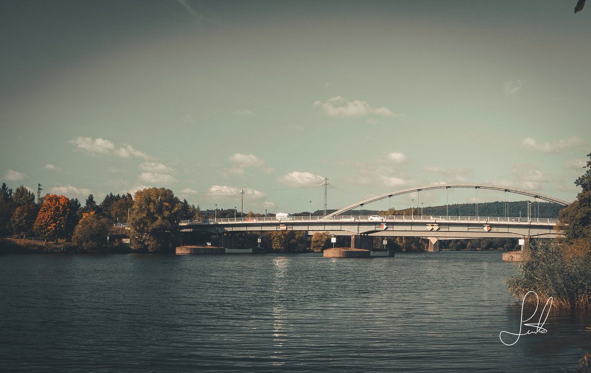 Marci_Matze1995's tweet photo. The little Town Bridge 😁
#Olympus #OMD #EM10 #Systemkamera #noFX #OIshare https://t.co/zGbZJ74HWB