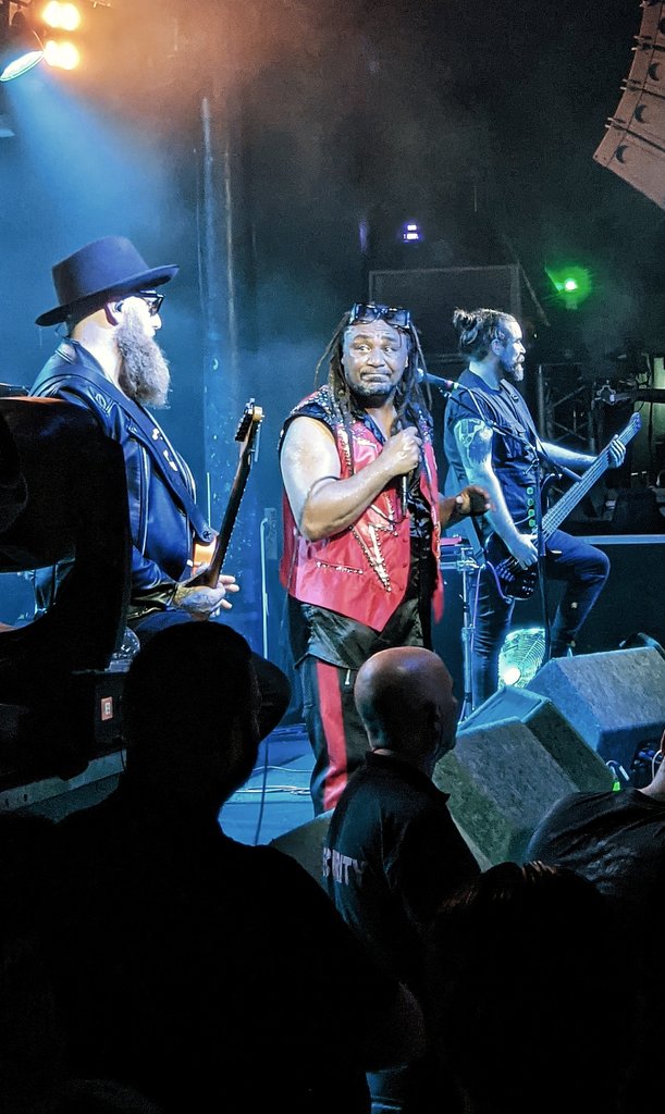 mougalou's tweet photo. @Skindredmusic you guys absolutely smashed it at @Rock_City_Notts 🤘🤘 https://t.co/WfkIl328Bv