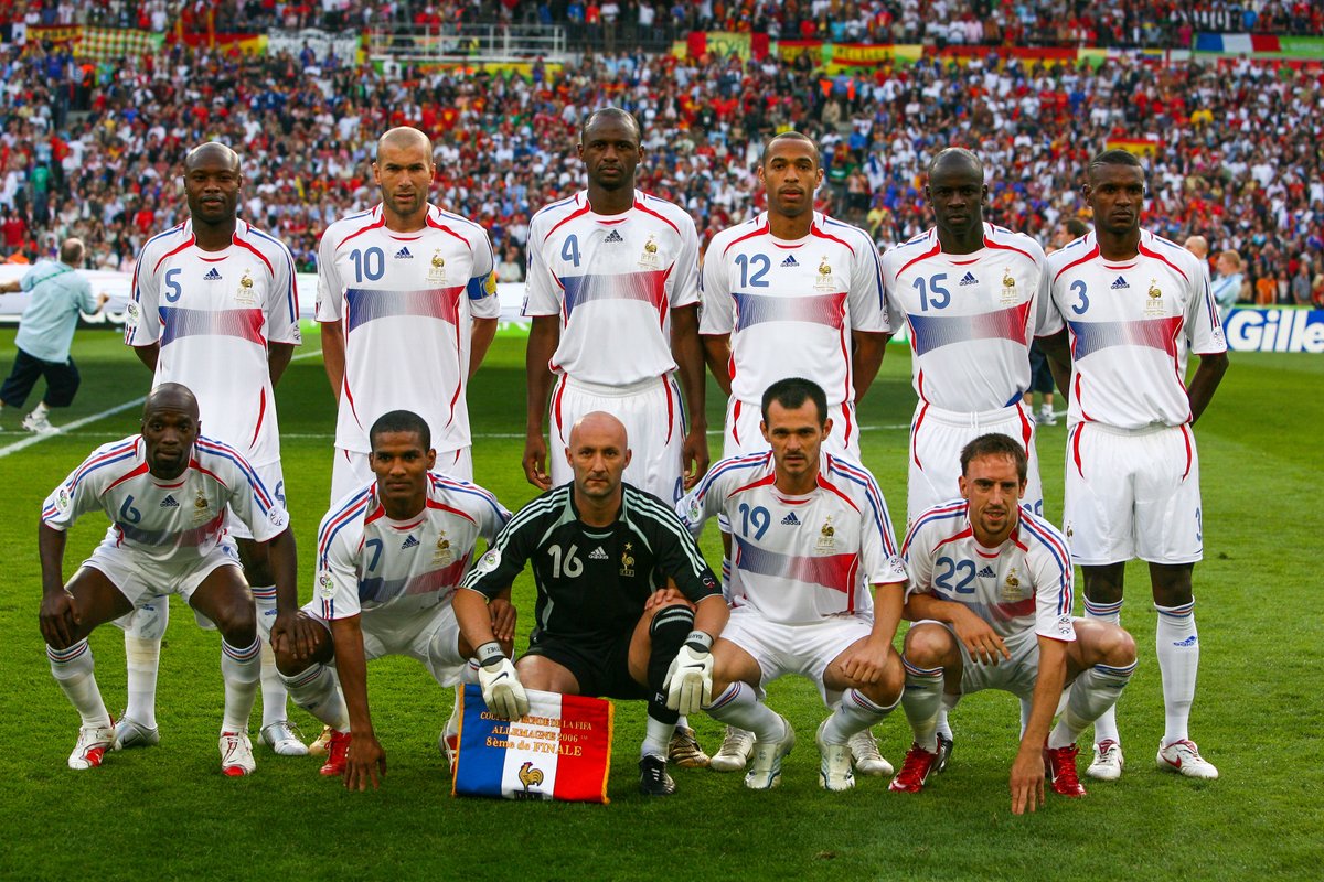 RMCsport's tweet photo. 💬 "VAS-Y MON PETIT !"

🇪🇸🇫🇷 La dernière fois que la France a battu l'Espagne en match officiel, c'était le 27 juin 2006 en 8es de finale de Coupe du monde. Victoire 3-1 des Bleus avec des buts de Ribéry, Vieira et Zidane. 

🗣 Et ce commentaire légendaire de Thierry Gilardi... https://t.co/81nAzVEkuW