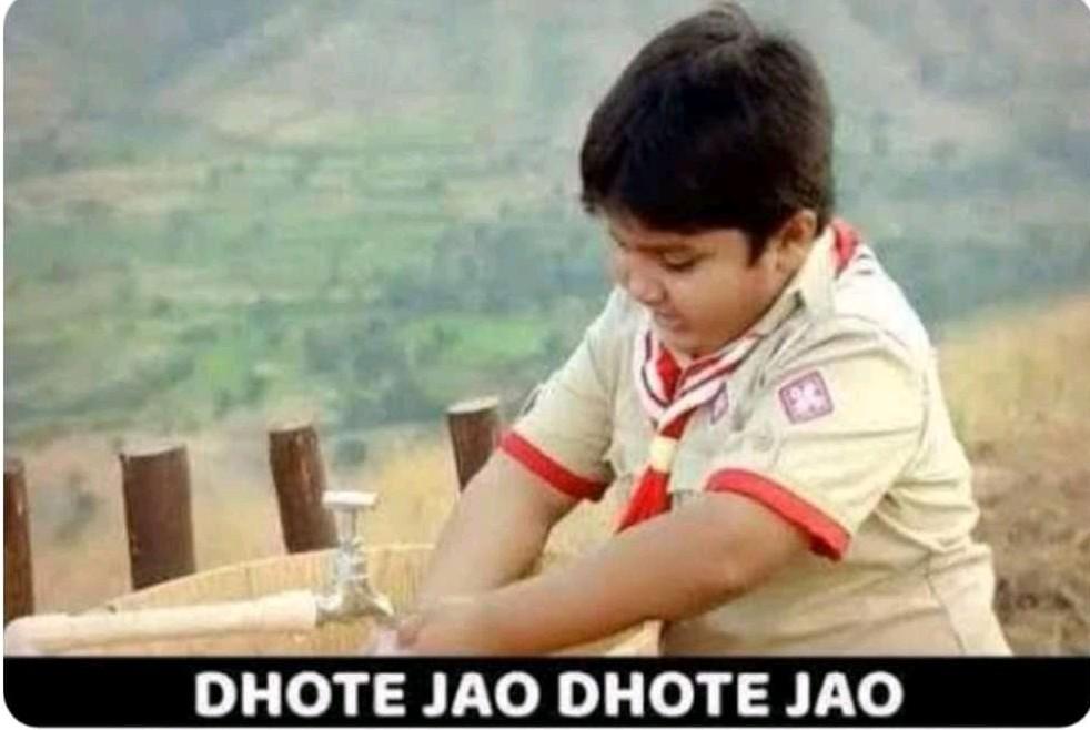 TooHarsh_'s tweet photo. Prithvi Shaw right now:

#CSKvsDC #CSKvDC https://t.co/1ZADQ4ZDts