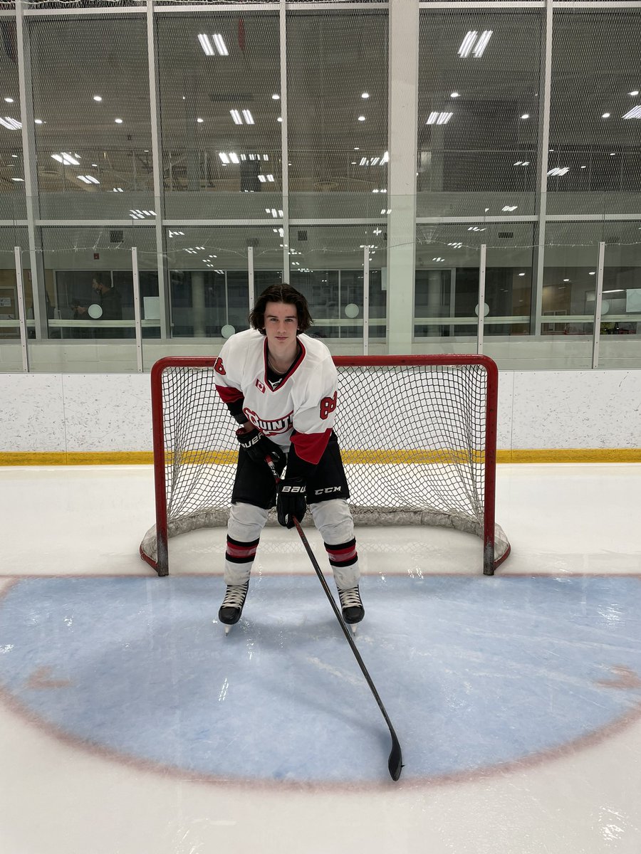 JrBullsU10's tweet photo. Jack Lowry is a highly skilled, two way forward that plays at a high pace each and every shift.
Lowryβs creativity and solid defensive play will be huge for @QRDU18AAA this season.
#chinupchamp https://t.co/8giGLHNJXO
