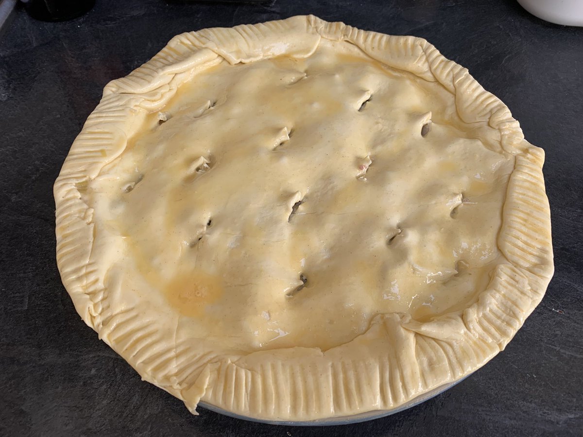 GarrethAspinall's tweet photo. Pie for supper! and before anyone moans about the tidiness of the edge, that’s how my Oma used to do it……. And everyone knows Oma is always right! #properpie https://t.co/qDkKSiayc1