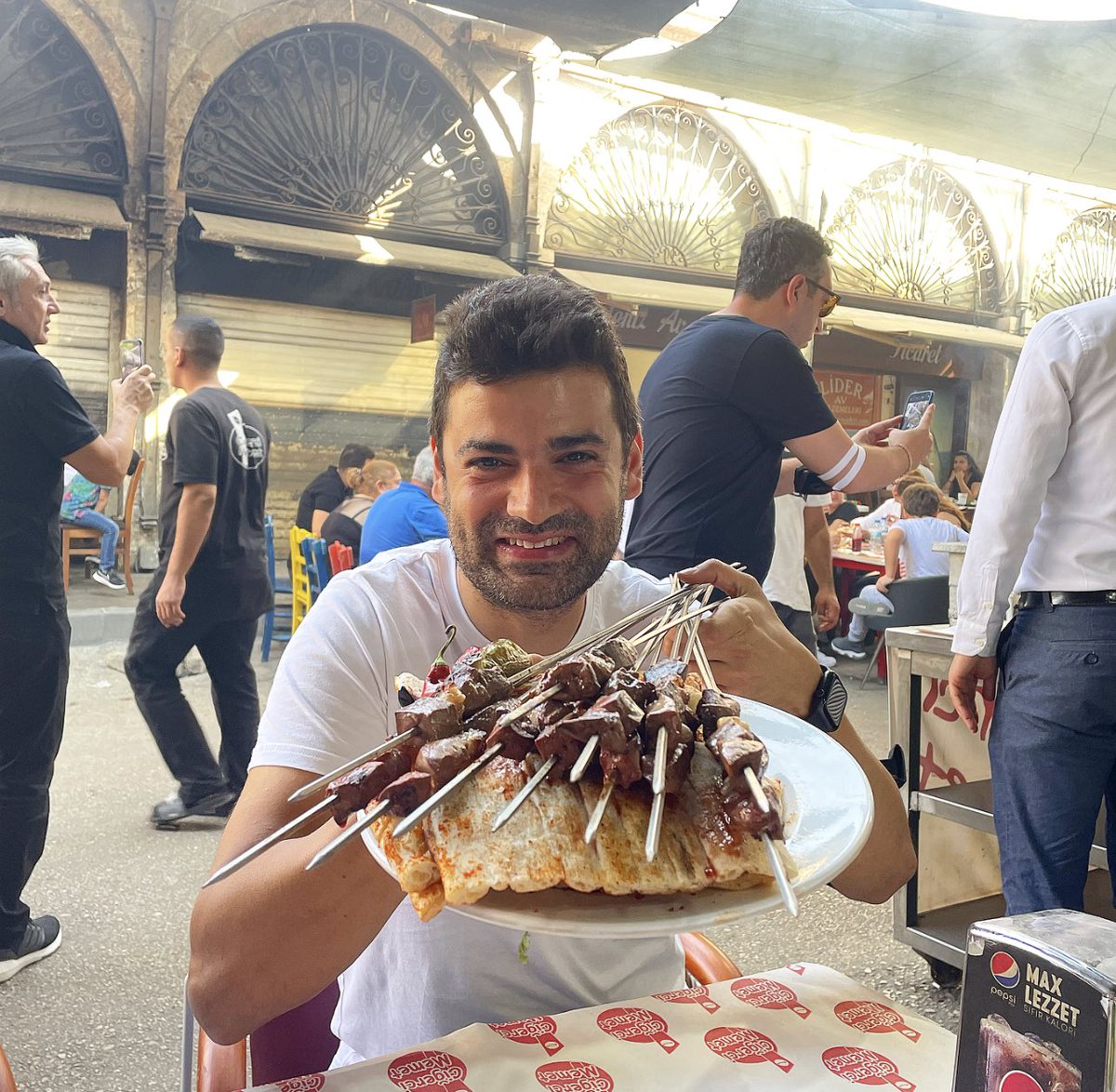 #AdanaLezzetFestivali ciğerimi ye dedi..