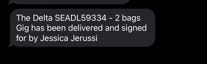 jennjerussi's tweet photo. Don’t worry @Delta finally delivered Jessica’s bags! https://t.co/cSToRJOOVo