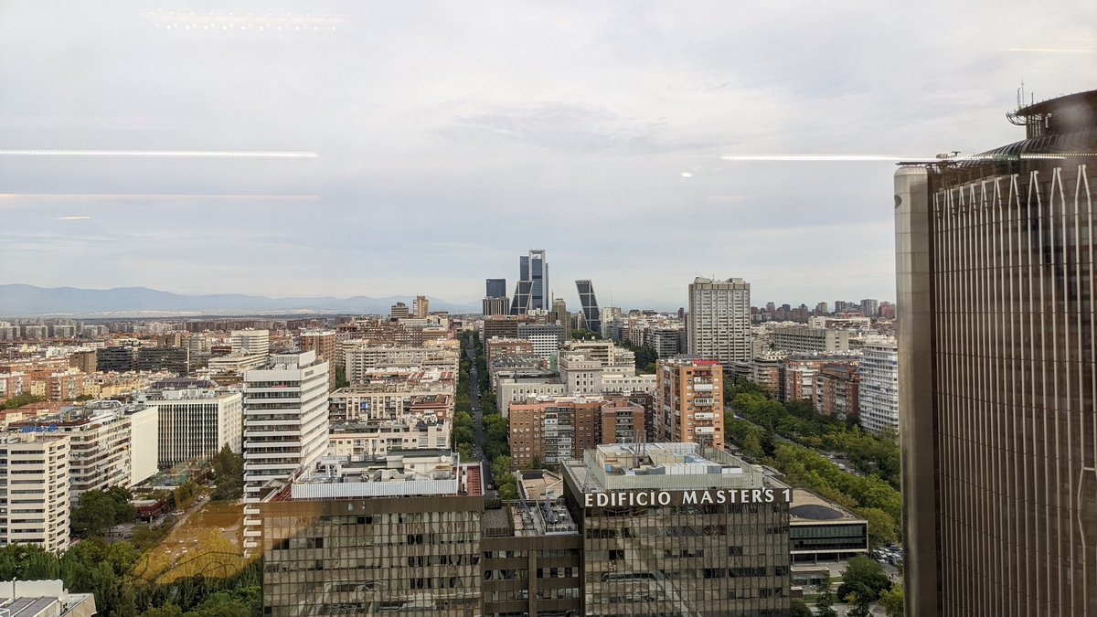 MadridProyecta's tweet photo. 🏗️La Picasso, rodeada de obras.

📍Nuevos Ministerios
📸@mrsolera https://t.co/3097tzSRtn