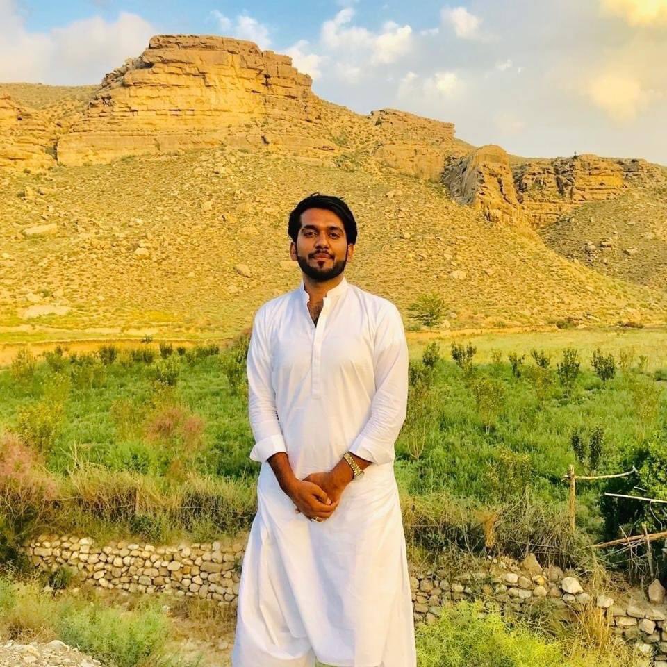 AzizKhanBuriro4's tweet photo. تون ڪنھن ڪنھن کي خاموش ڪندين
مھتاب ھزاري مان نہ رڳو

#ReleaseMehtabShaikh https://t.co/Zzie2GJ1g4