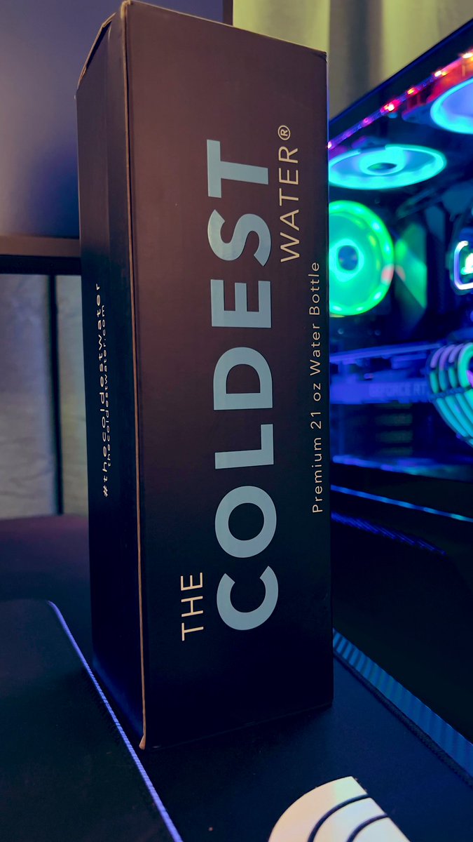 Ashenveras's tweet photo. You guys at @TheColdestWater are so sweet I didn’t even expect to have my name engraved on the back AAAAA 😭💕

you guys are amazing I’m so excited to work with you! #sponsored #thecoldestwater https://t.co/zrePVSLuFP