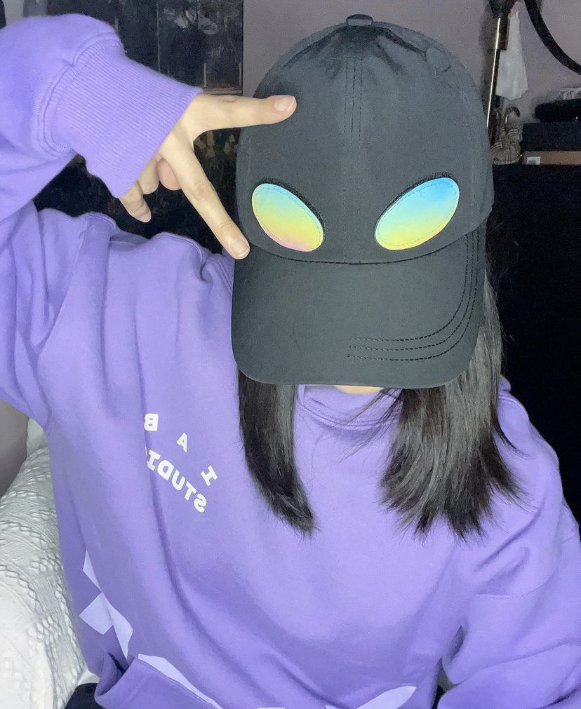 ㅤ  Let the damsel be a little random on a Sunday evening.