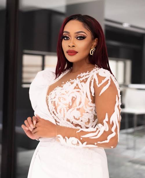 qhamadlula_'s tweet photo. Thembi Seete is defying age. Appreciation Post #IdolsSA https://t.co/kvjRIA45zF
