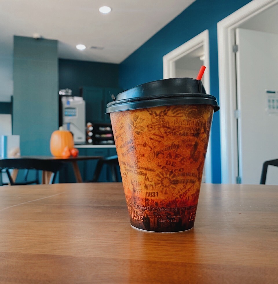 It's Sunday, and we're excited about this upcoming week with our Renewal Season and Room Décor Contest! 😊
.
What are you looking forward to this week?
.
#nowleasing #studentapartments #hailstate #mississippiapartments #studenthousing #mississippistateuniversity #apartments...