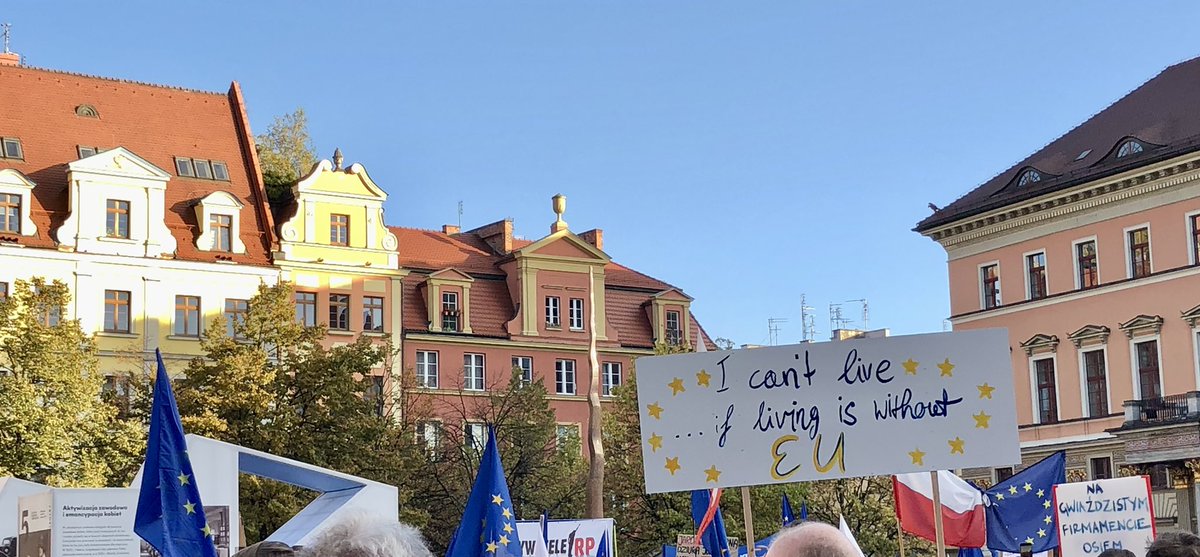 Komisja Europejska tweet media