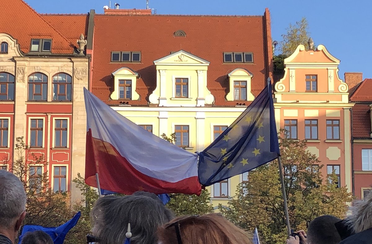 Komisja Europejska tweet media