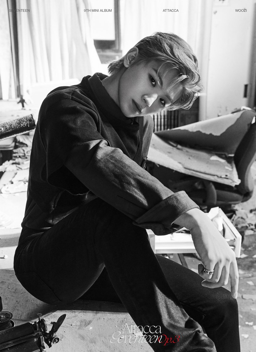 우버지 혼자 색 없이 흑백이던데