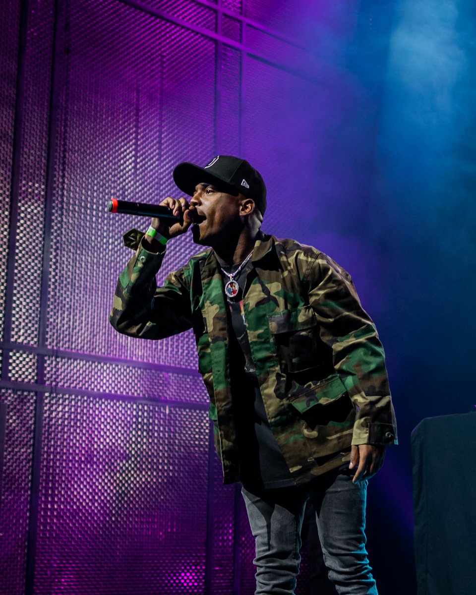 DahflowGee's tweet photo. First live show in years https://t.co/jDyrLMFyxm