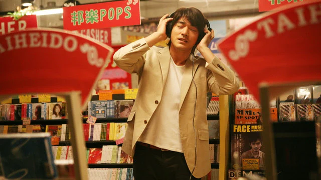 @kyata_ti666 CDショップ行きたくなる訳だ 