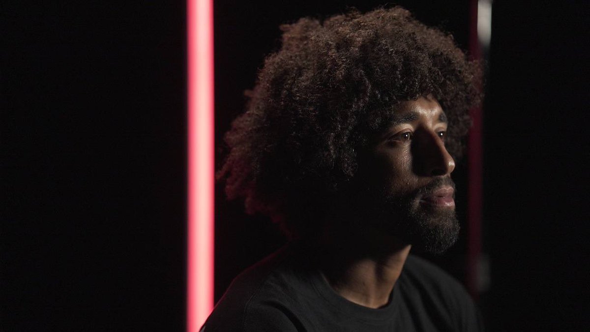 Shirtum's tweet photo. Former @FCBayern center-back @Dante_Bonfim is ready to share his legacy, are you ready to collect it? ⚡️ 

Coming soon, limited &amp; exclusive content created by the player, only for you. 

🌐 https://t.co/bc1Gso67s3

#RediscoverFootball ⚽️ 
#RediscoverDante https://t.co/PBerVh6J8q