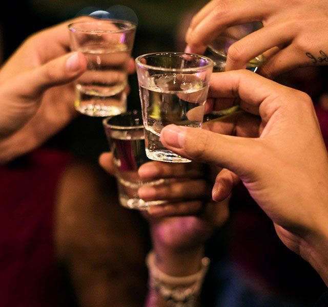 #SundayFunday! What better way to spend it at the Yard 🥳
Industry* receive 20% off all Food and Drink 4pm-close! 🍸
#yard #cardiff #sundayfunday #industrynight #shots #tequila 

*with a valid payslip