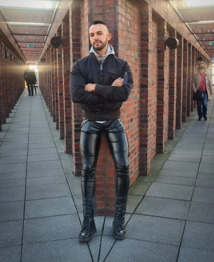 Bound Eagle tweet media