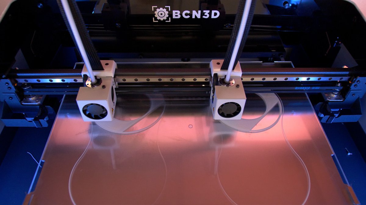 bcn3dtech's tweet photo. Three #SigmaD25 and one winning design, that's what it takes to create #environmentallyfriendly light fixtures 🌞
In the #Industry40, new technologies are at hand to materialise any idea you may have, including #light itself! 👀👉 https://t.co/RZt4hQOvRR https://t.co/NRpG8CjPh1
