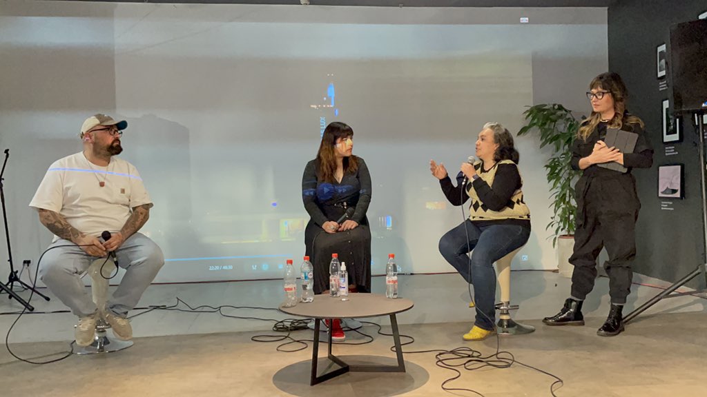 LaylaPizarro's tweet photo. Yesterday taking about NFTs at @centroGAM thank you Citylab Global for the invitation to be part of the closing segment

@ciertamemoria @MatiasIrreal @LeguiMikela we’re part of the Digital Natives segment having @MorisJeannette beautiful work right behind them ❤️ https://t.co/PPk7ZRJV0r