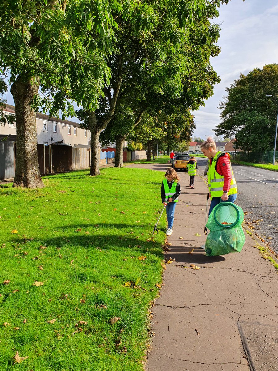 iRoyalEco tweet media