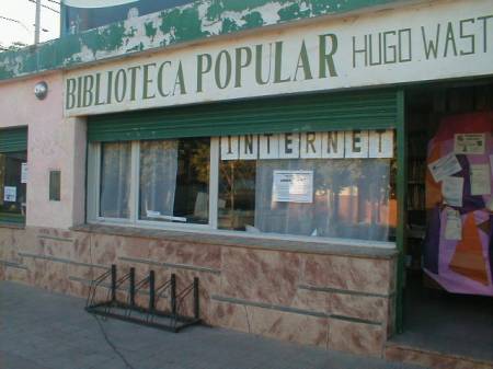 Hoy:

🔹 La biblio te lee, de la #BibliotecaPopularHugoWast: exposición de libros, pintura colectiva y coro en vivo.

#FLC2021
#TrascenderFronterasAcercarCulturas